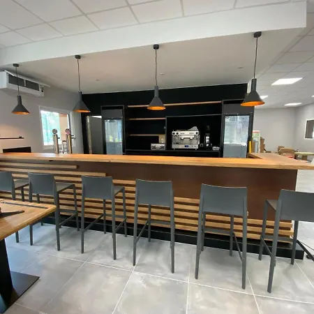 Mimizan, Cottage Avec Piscines & Spa Proche Plage