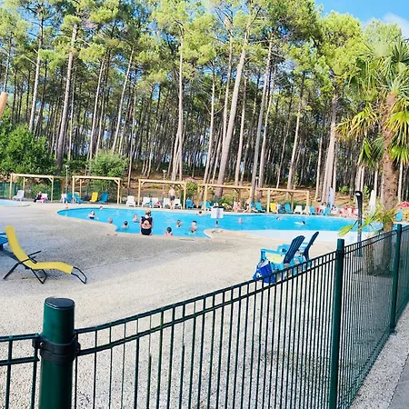 Ferienhaus Mimizan, Cottage Avec Piscines & Spa Proche Plage